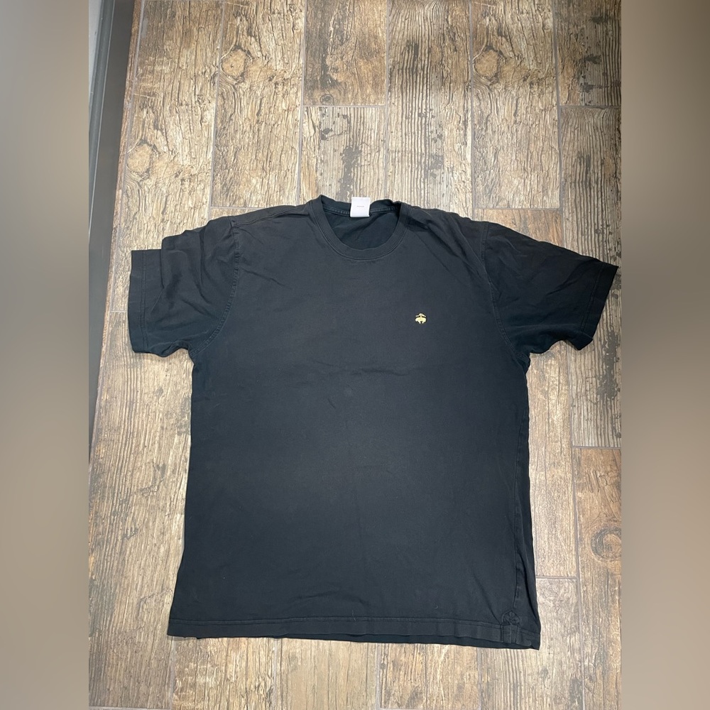 Brooks Brothers, XL, small hole in back as shown in pics